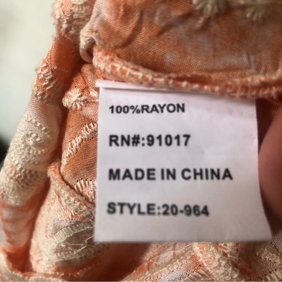 ❤️NWT Solitaire Orange Acid Wash Embroidered Short Sleeve Top Size S - Picture 5 of 6